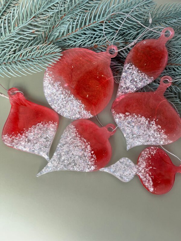 Set 6 ornamente brad